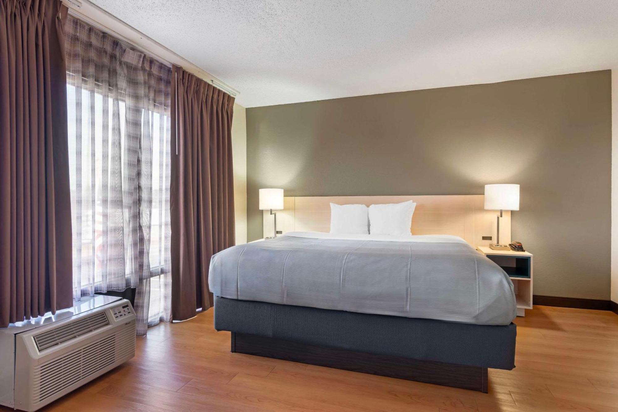 Quality Inn Valley - West Point Bagian luar foto