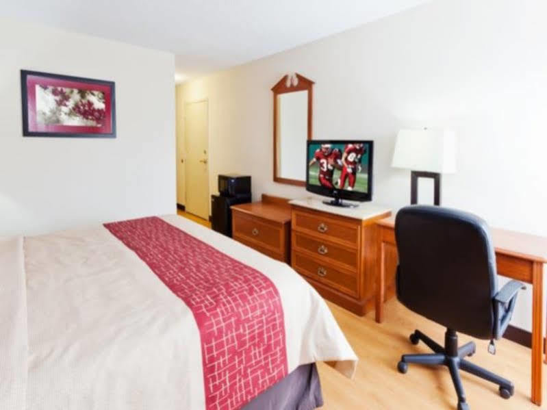 Quality Inn Valley - West Point Bagian luar foto